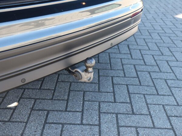 trekhaak elektrisch uitklapbaar
