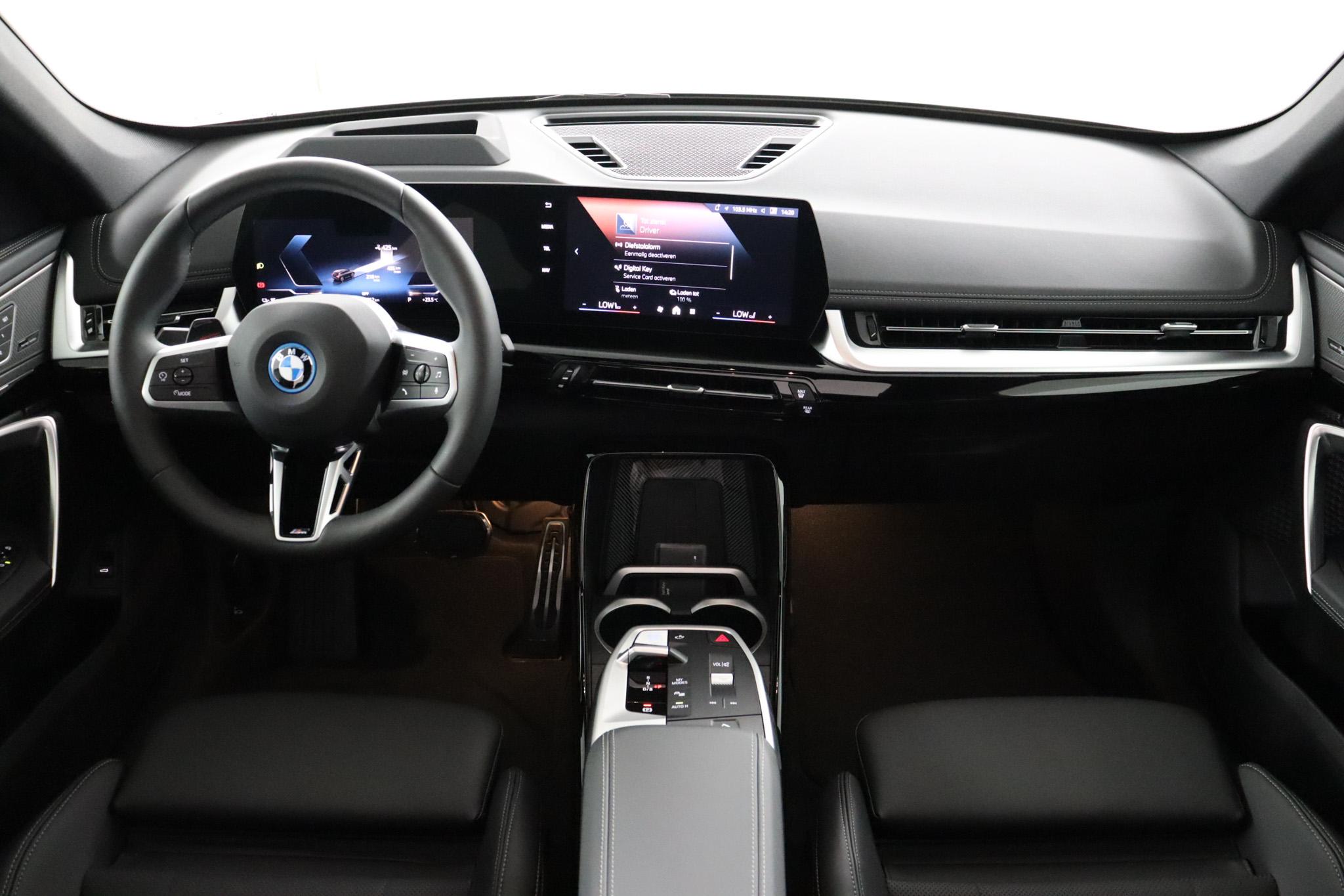 BMW iX1 eDrive20 67 kWh M Sport Edition - Afbeelding 4