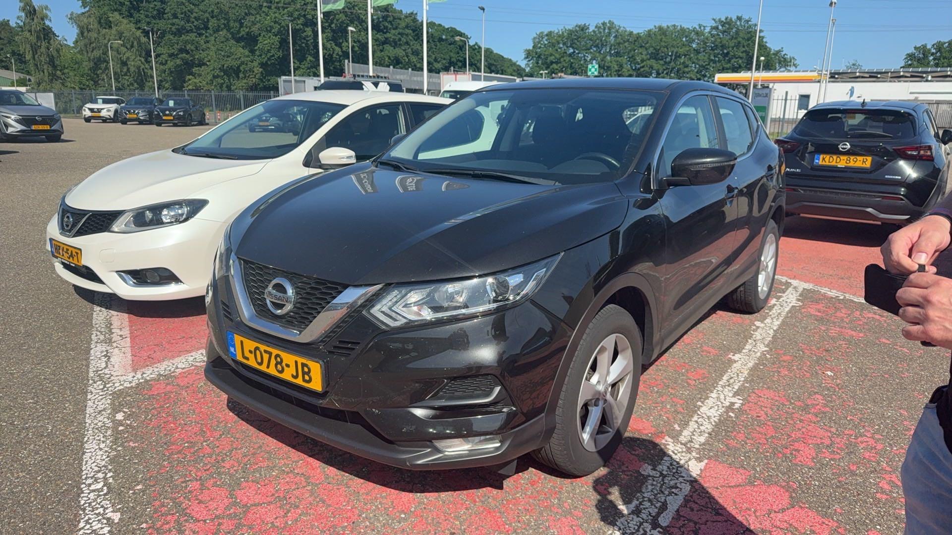 Nissan QASHQAI 1.3 DIG-T Acces Edition - Afbeelding 2