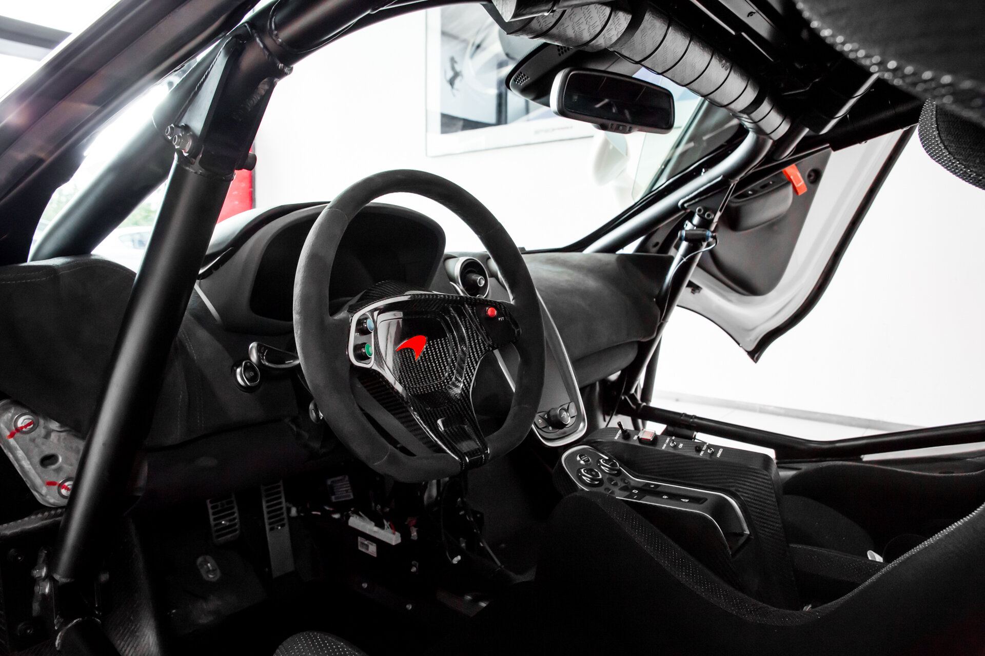 McLaren 570S GT4 ~Munsterhuis Sportscars~ - Afbeelding 4