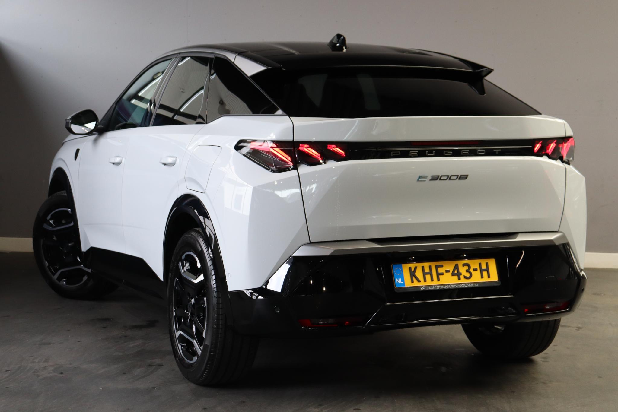 Peugeot e-3008 GT Avantage 210 73 kWh - Afbeelding 2