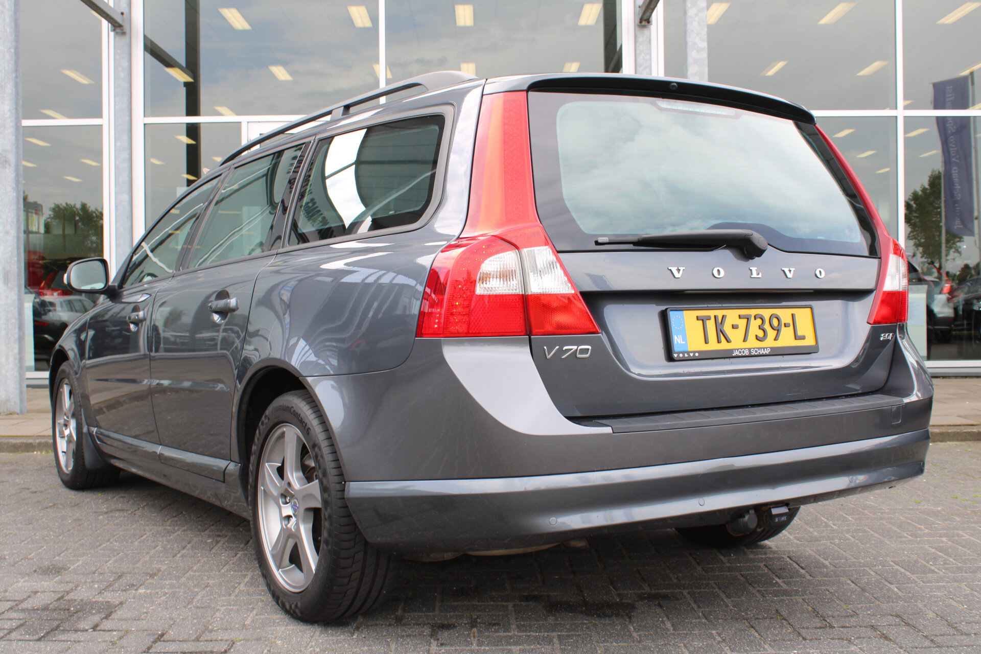 Volvo V70 150PK Summum - Afbeelding 3