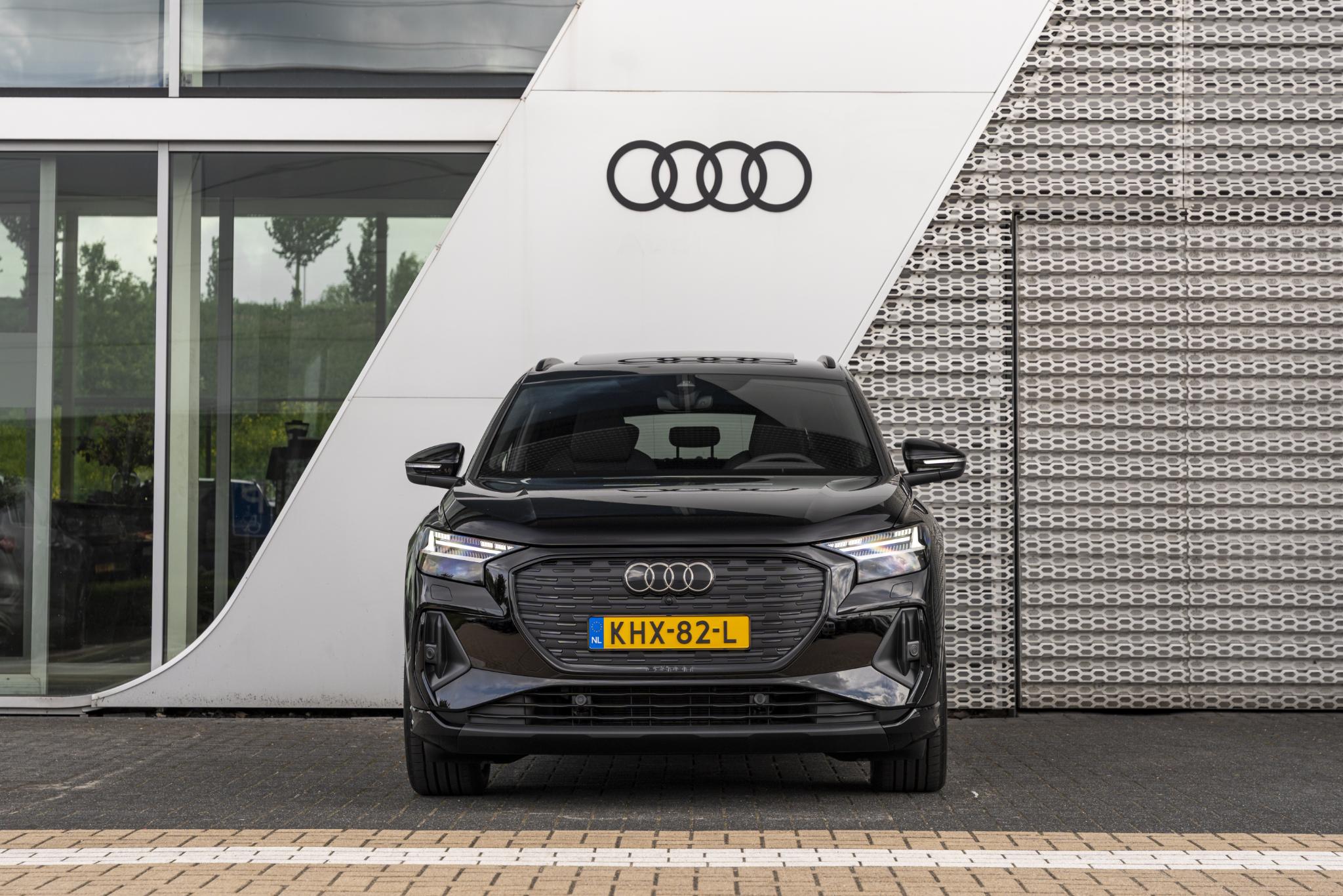 Audi Q4 e-tron 45 quattro S Edition Competition 82 kWh - Afbeelding 2