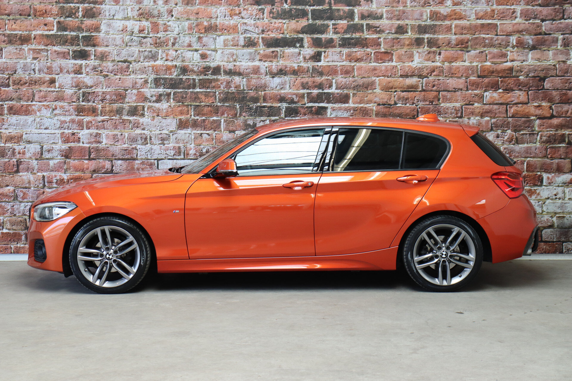 BMW 1 Serie 118i Executive M Sport Pakket 5 deurs - Afbeelding 3