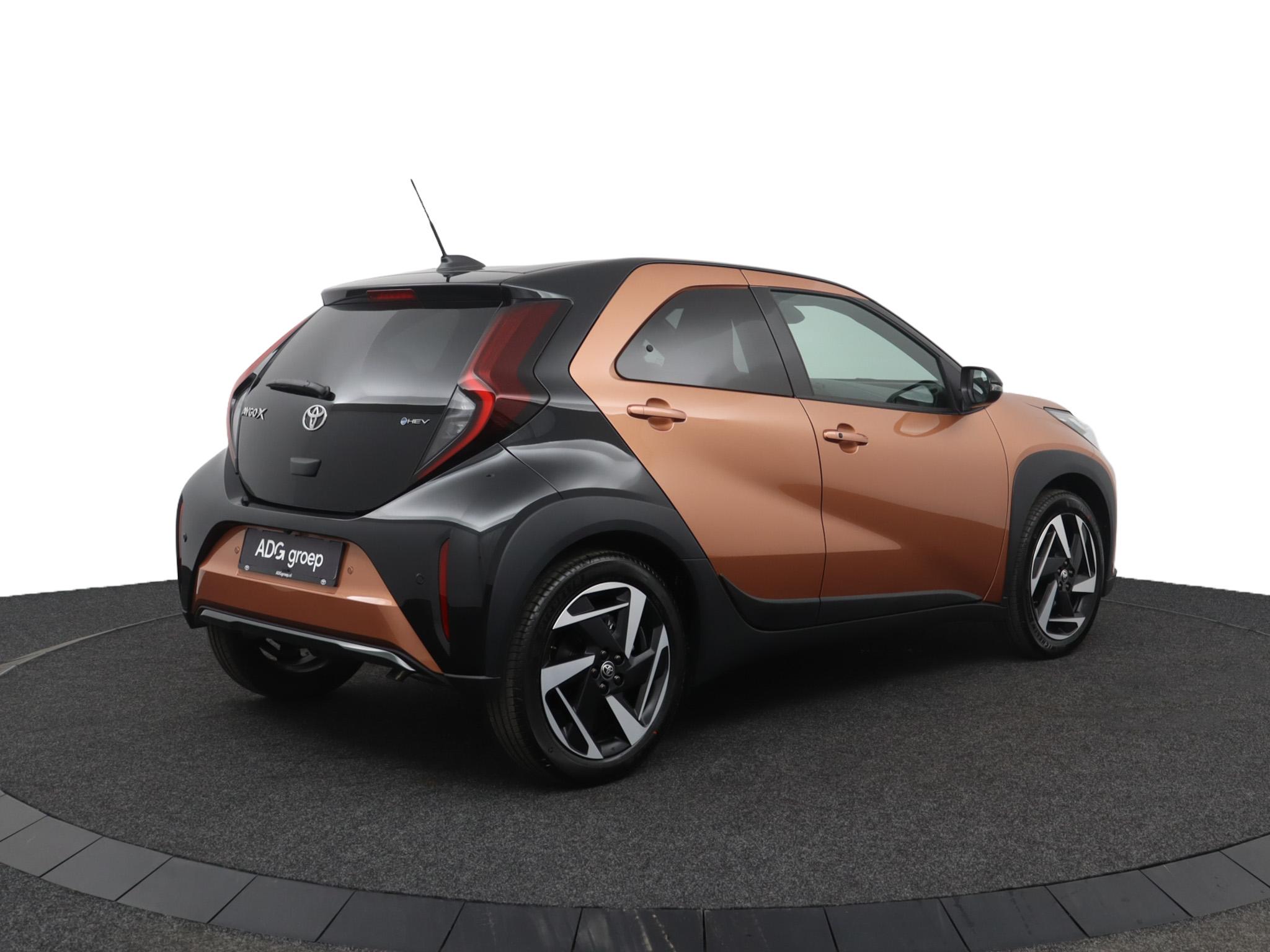 Toyota Aygo X Hybrid 115 envy - Afbeelding 2