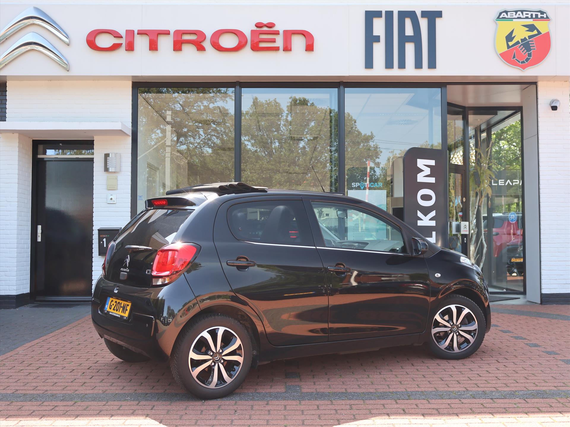 Citroën C1 Airscape 1.0 VTi 72PK 5drs. Shine, Rijklaarprijs | Camera | Leder | Stoelverwarming | Lichtmetalen wielen - Afbeelding 4