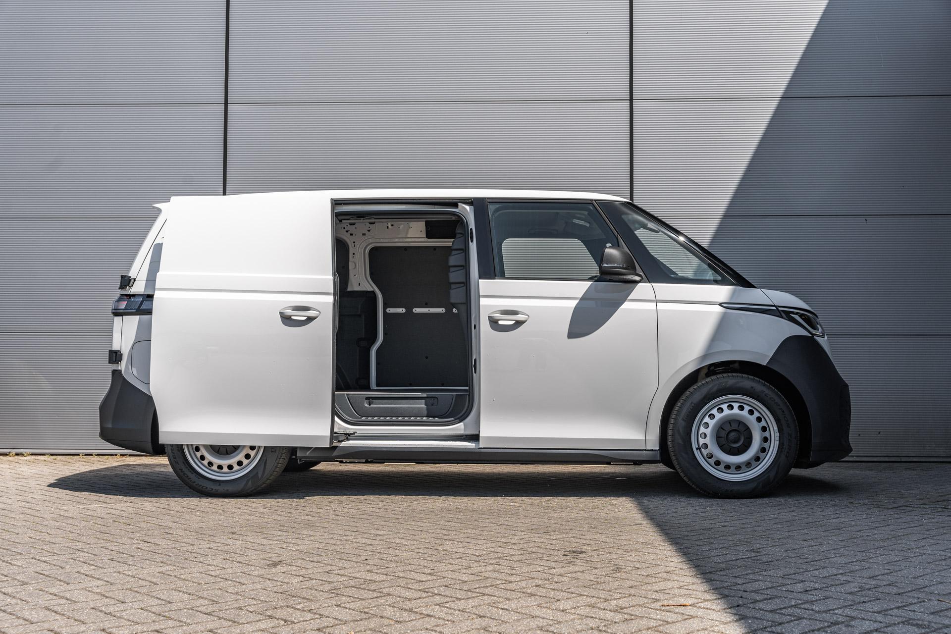 Volkswagen ID. Buzz Cargo 286pk Economy Business 79 kWh - Afbeelding 3
