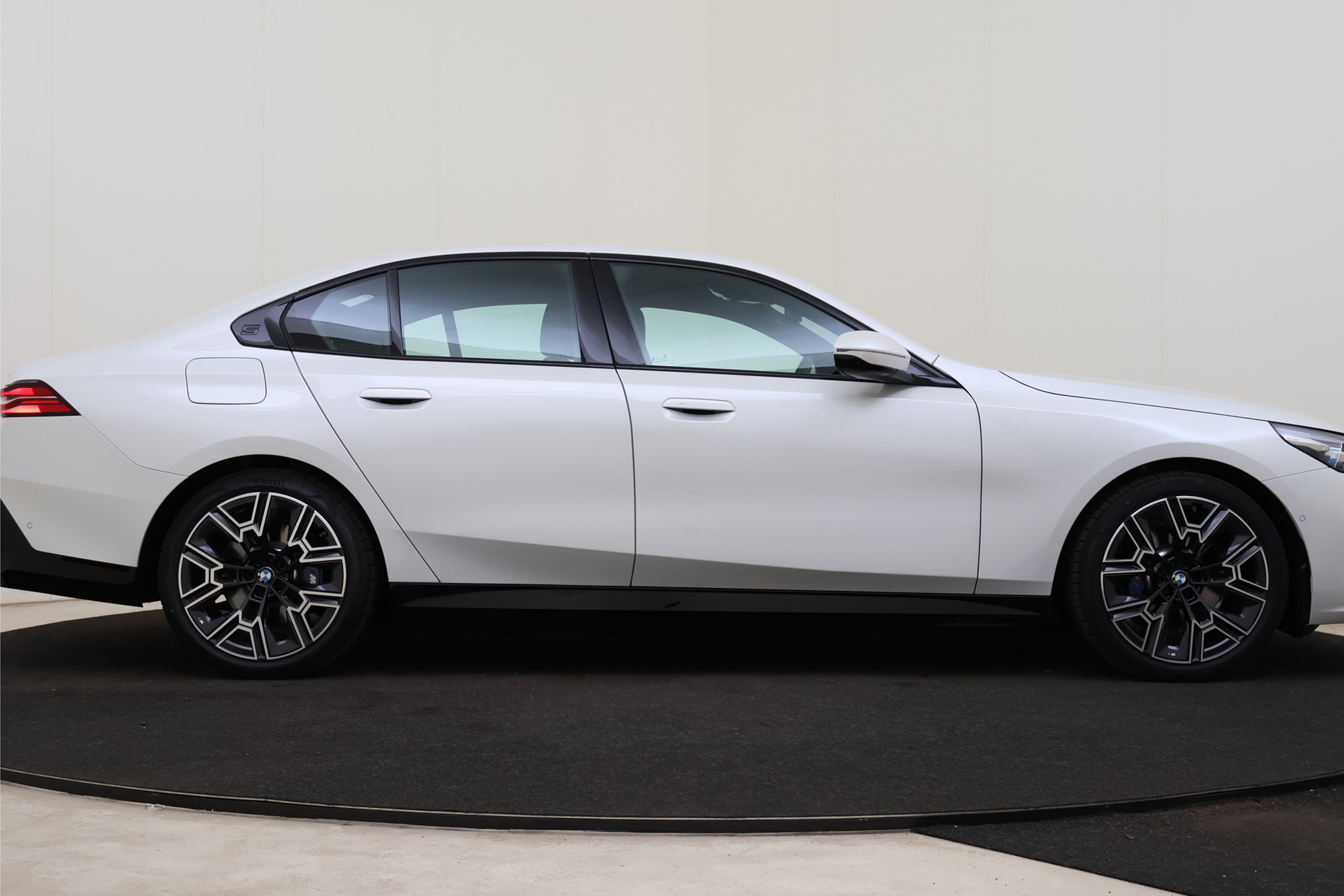 BMW 5 Serie 7