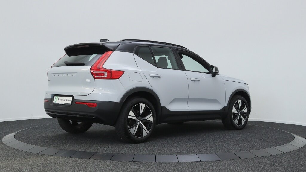 Volvo XC40 1.5 T4 Rech R-Design | Harman Kardon | Stoelverwarming | LED | - Afbeelding 2