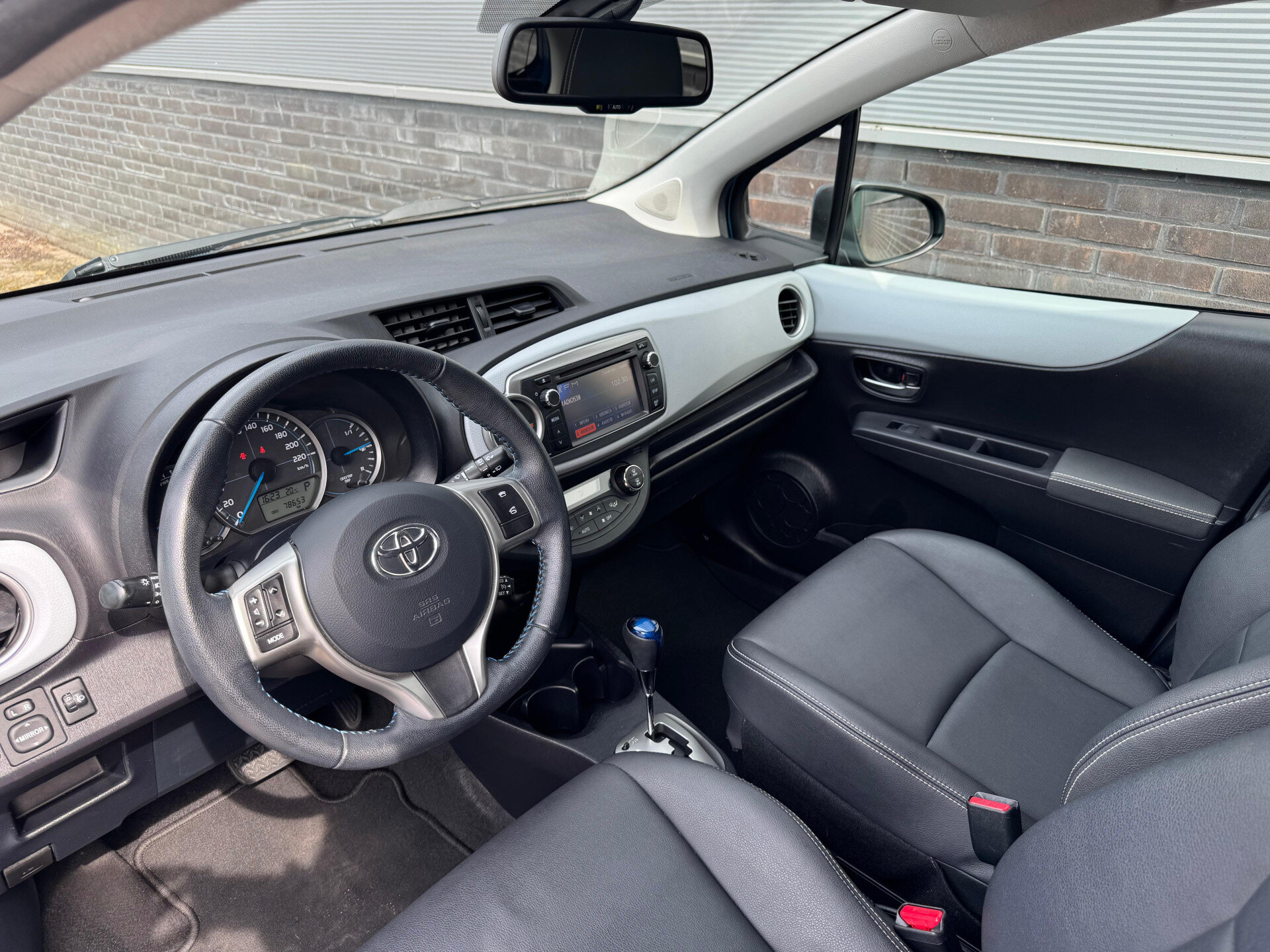 Toyota Yaris 1.5 Full Hybrid Aspiration Limited - Afbeelding 4