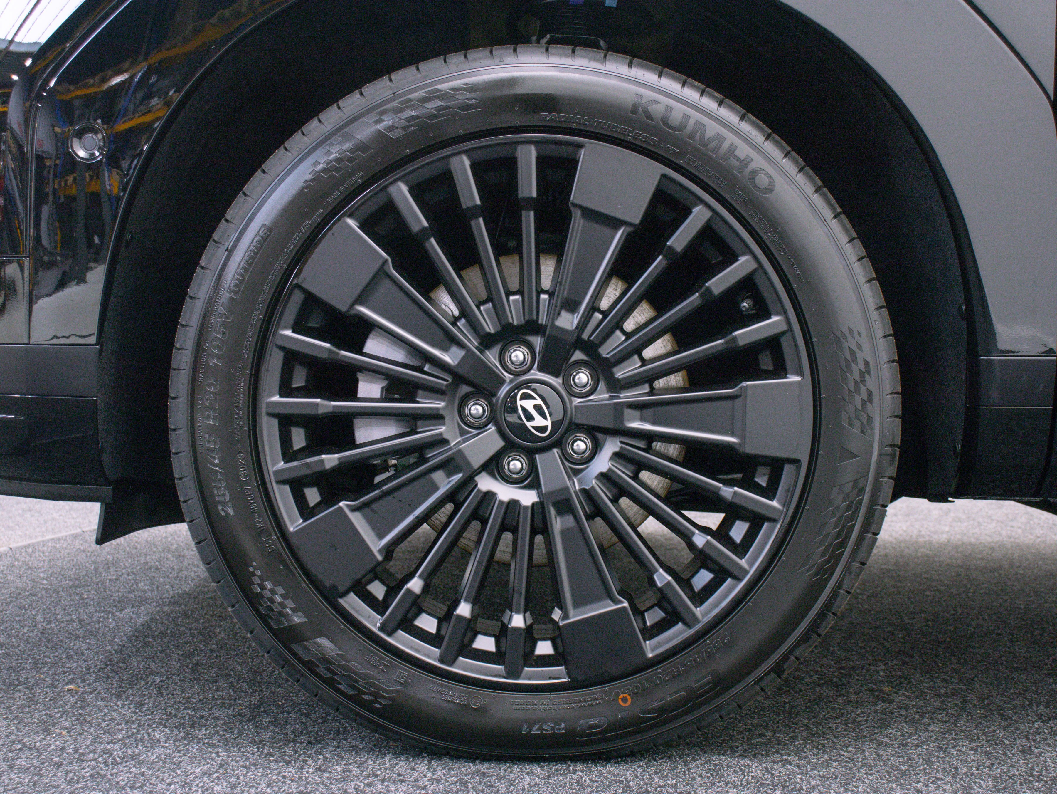 Hyundai Santa Fe 1.6 T-GDI PHEV Black Line - PHEV - Afbeelding 4