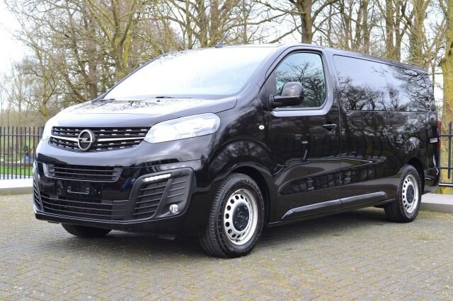 Opel Vivaro Opel Vivaro 2.0 CDTi (106 kW) L3H1 9 zits | Navi | PDC | Airco | XL lengte Automaat