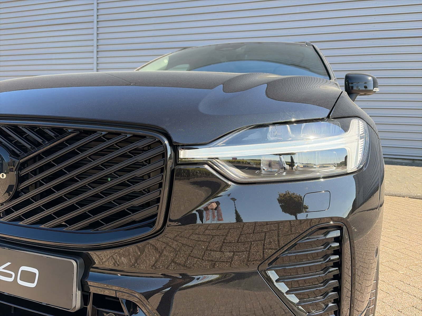 Volvo XC60 2.0 T6 Plug-in hybrid AWD Ultra Black Edition - Afbeelding 4