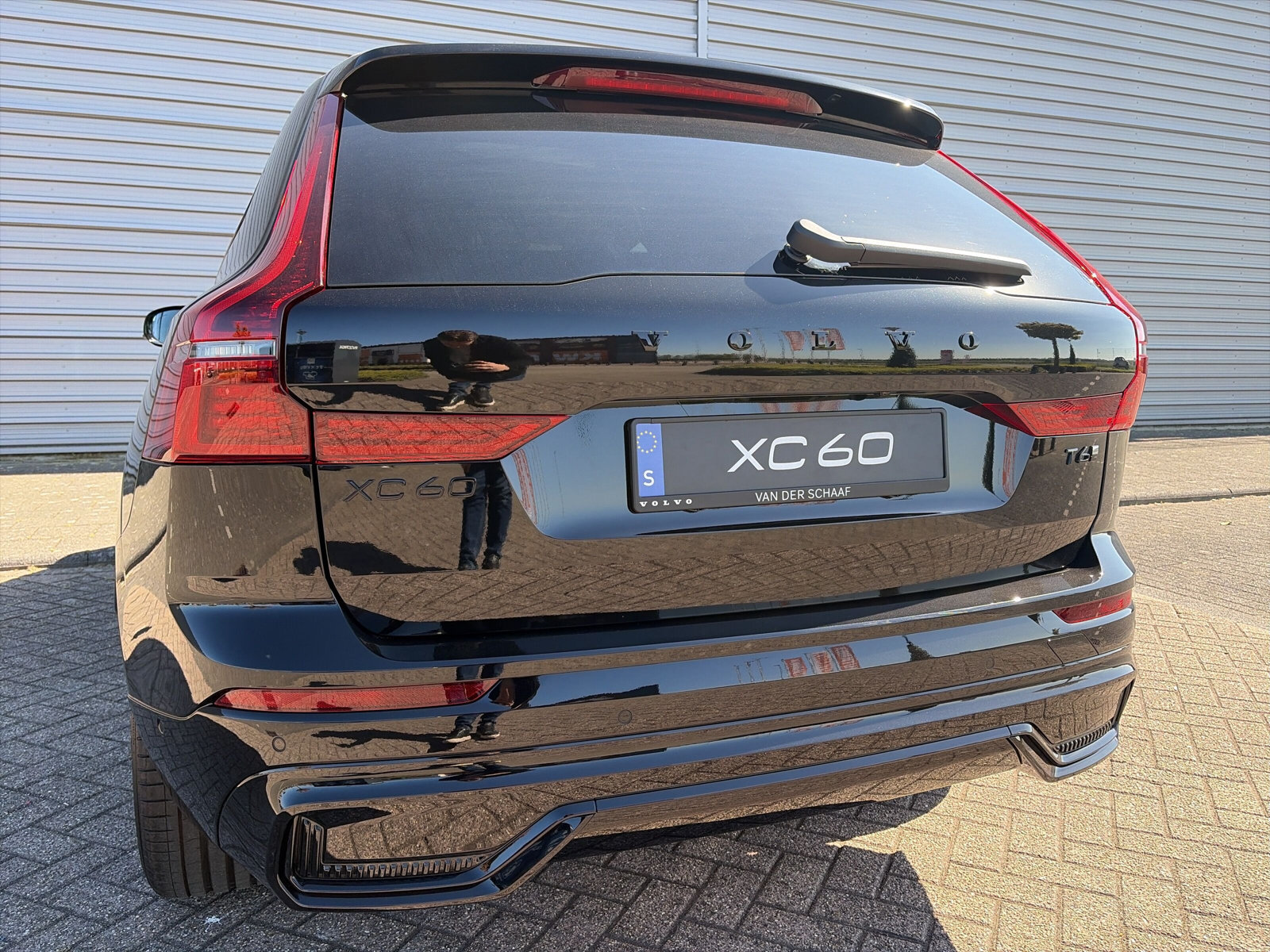 Volvo XC60 2.0 T6 Plug-in hybrid AWD Ultra Black Edition - Afbeelding 5