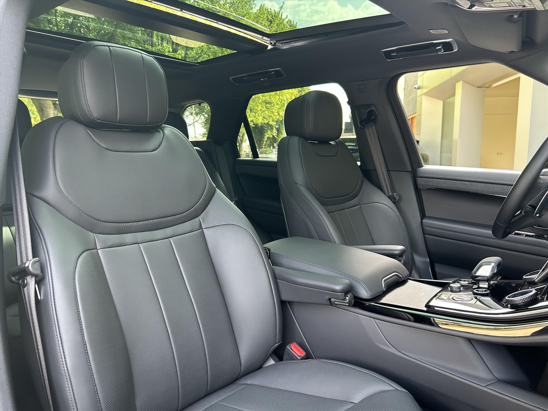 Land Rover Range Rover Sport P440e PHEV AWD Dynamic SE - Afbeelding 4