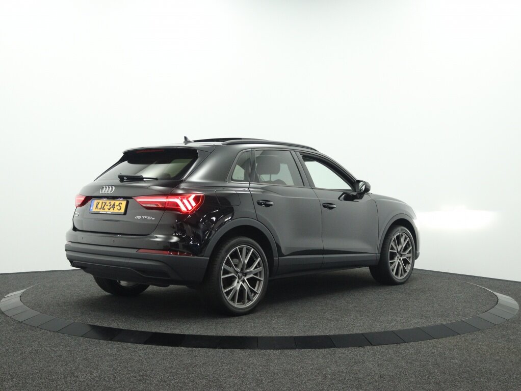 Audi Q3 45 TFSI e Business Editition | Pano | Trekhaak | Sonos audio | N - Afbeelding 2