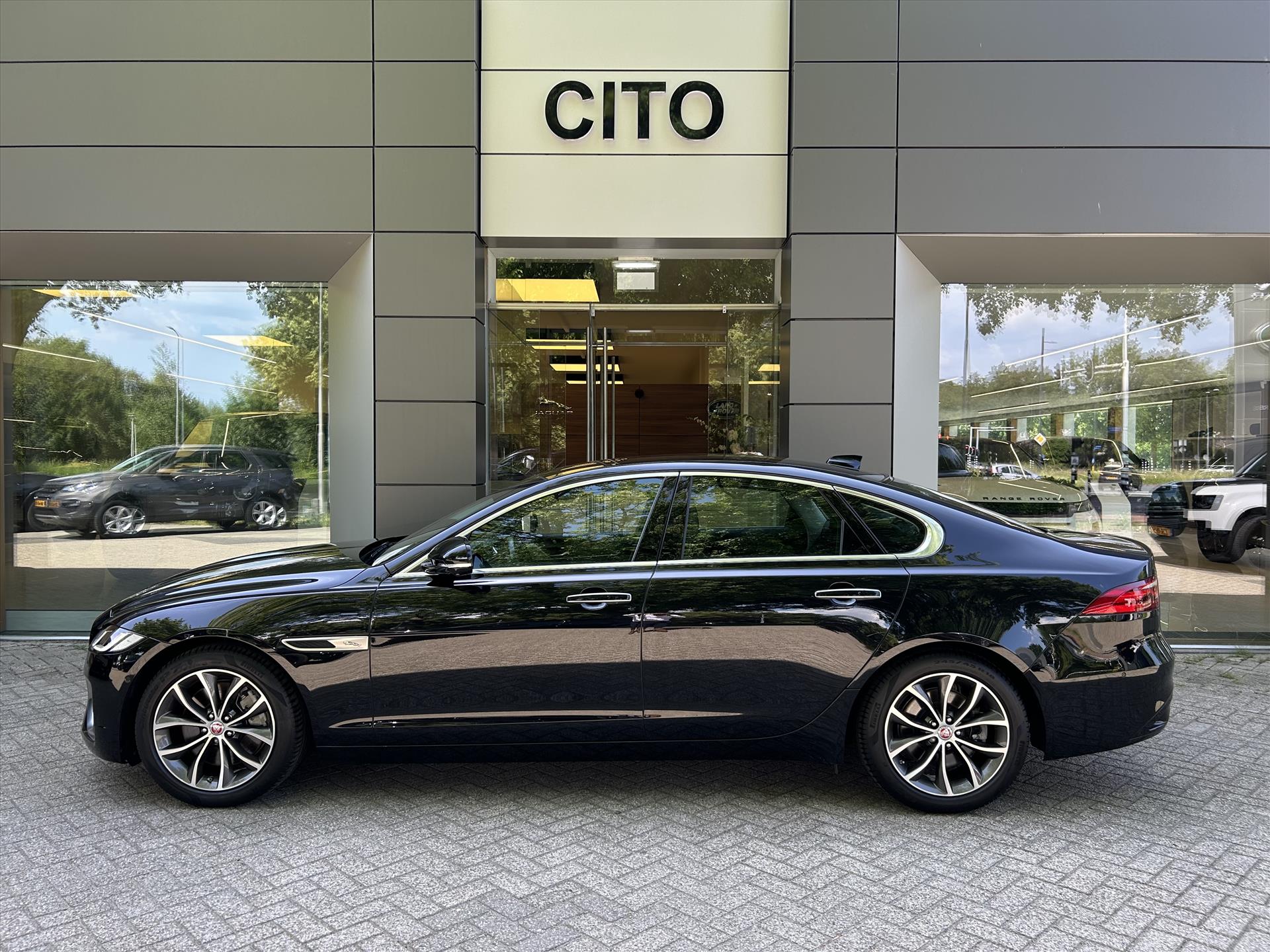 Jaguar XF 2.0 P250 RWD S | Leder | 1e Eigenaar | APPROVED 24mnd GARANTIE - Afbeelding 2