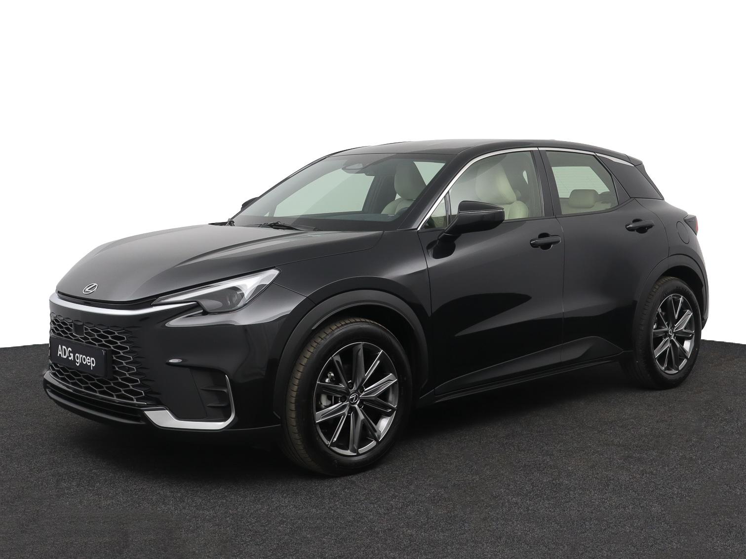 Lexus LBX Elegant 2WD