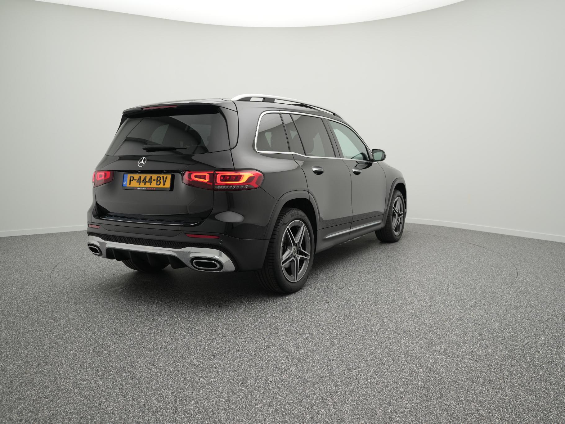 Mercedes-Benz GLB 180 136 PK Business Solution AMG Line - Afbeelding 3