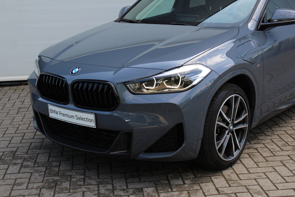 BMW X2 25
