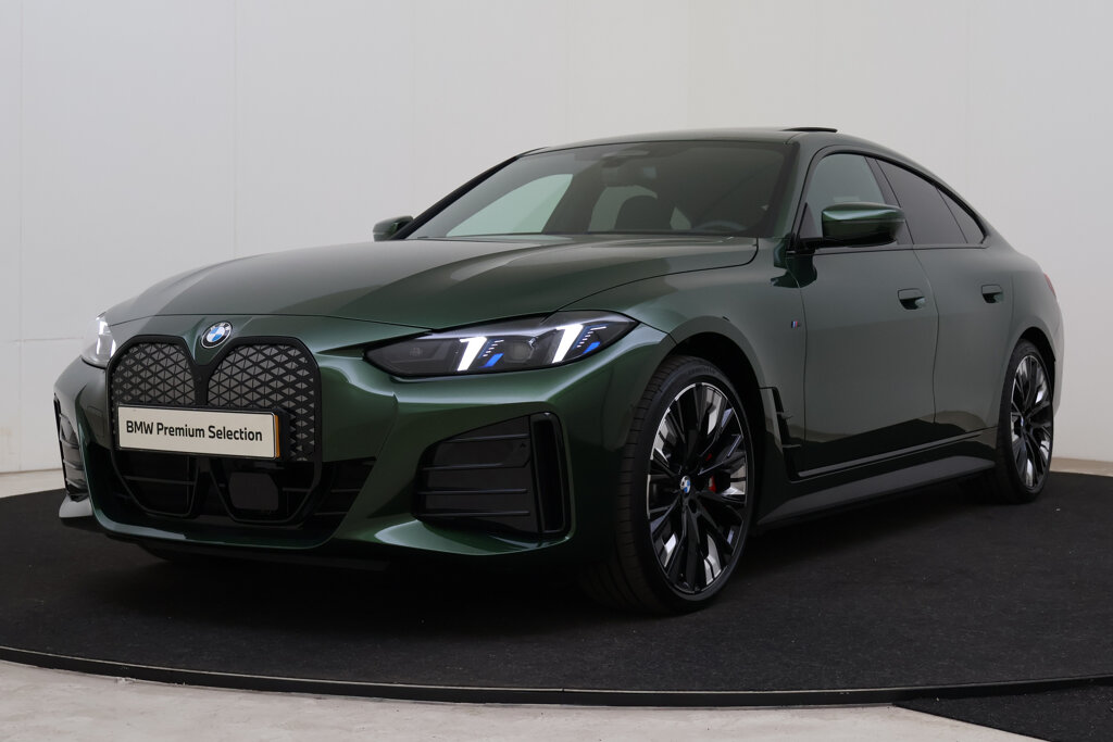 BMW i4 360
