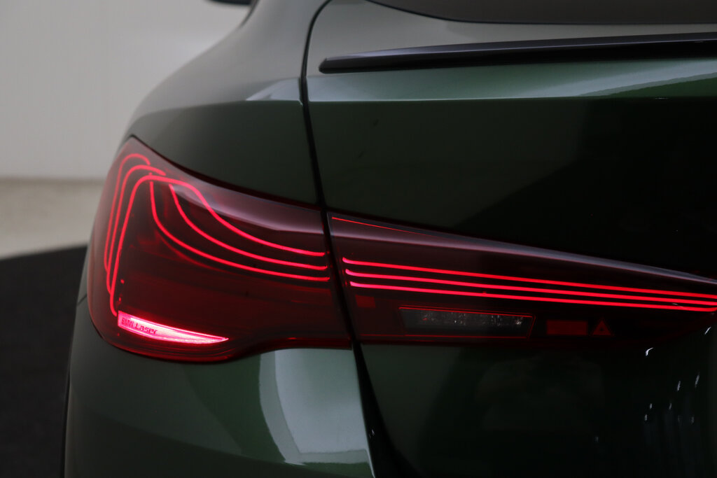 BMW i4 57