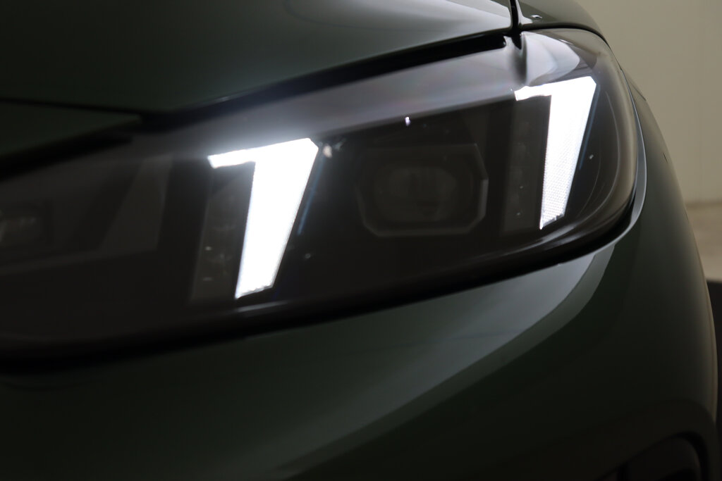 BMW i4 65