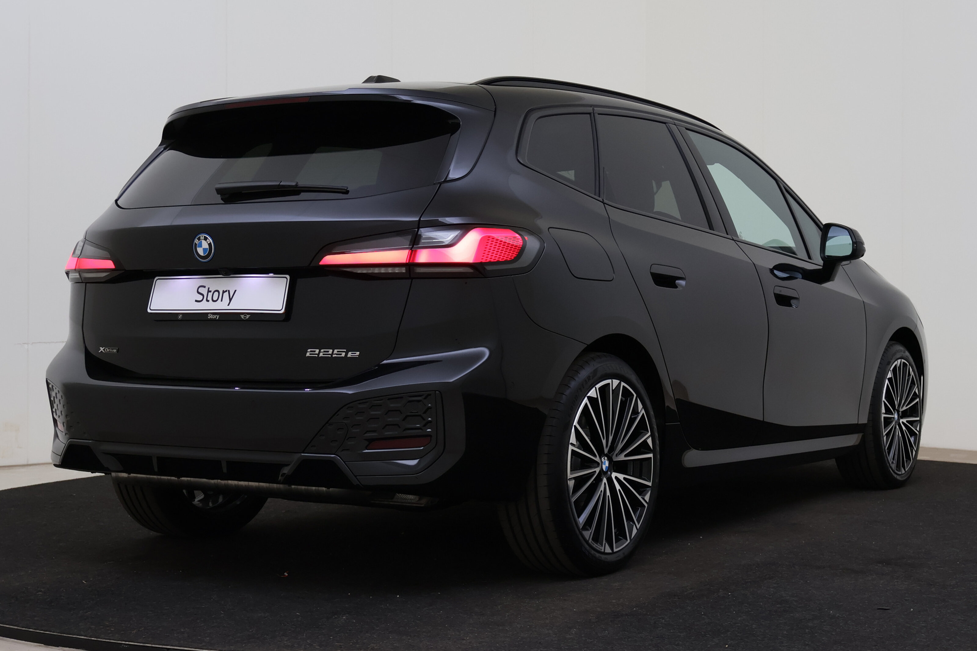 BMW 2 Serie Active Tourer 225e xDrive M Sport Automaat