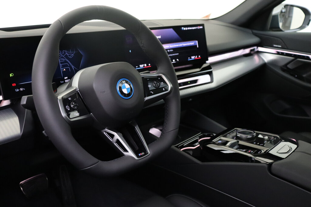 BMW i5 3