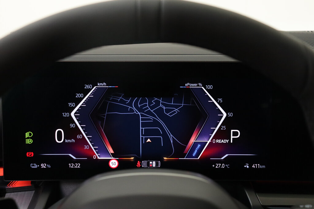 BMW i5 40