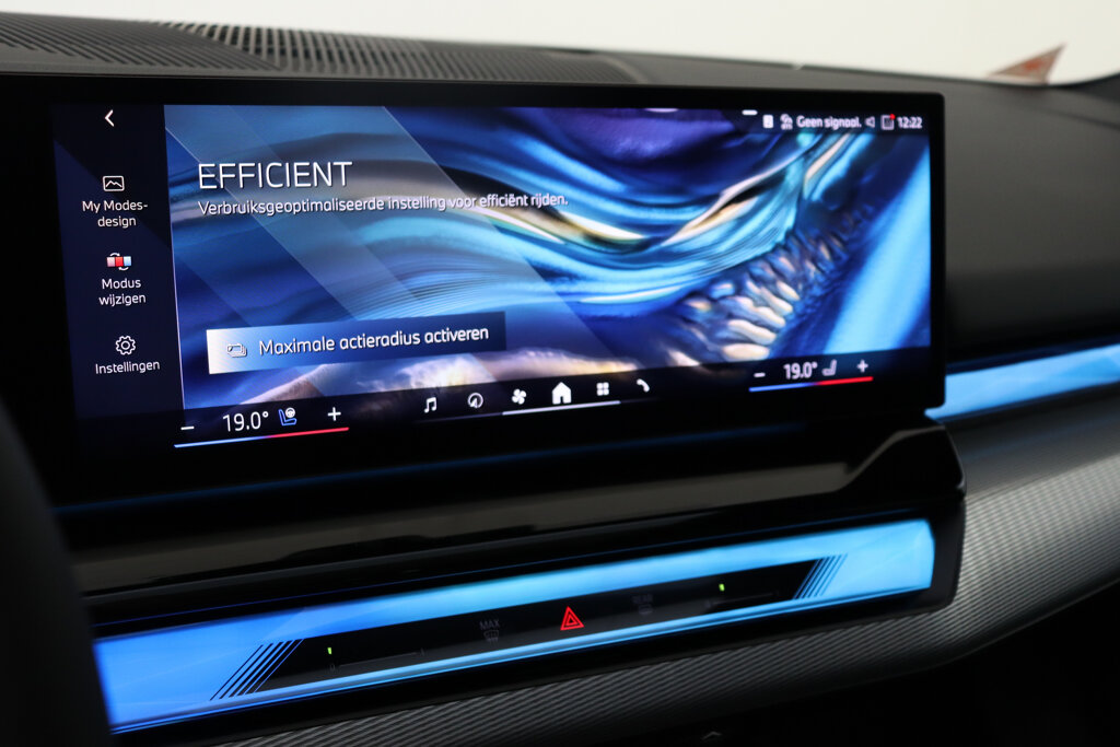 BMW i5 41