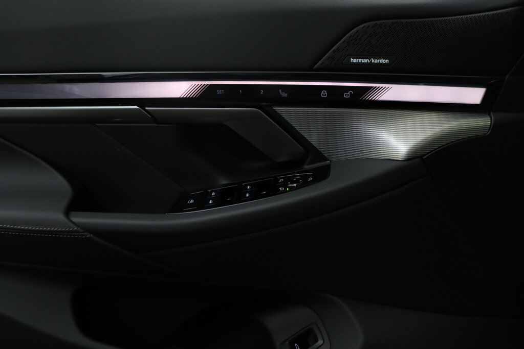 BMW i5 46