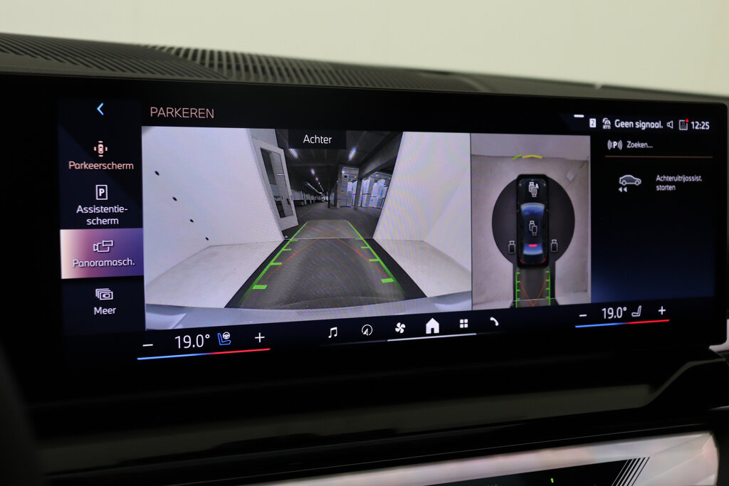 BMW i5 64