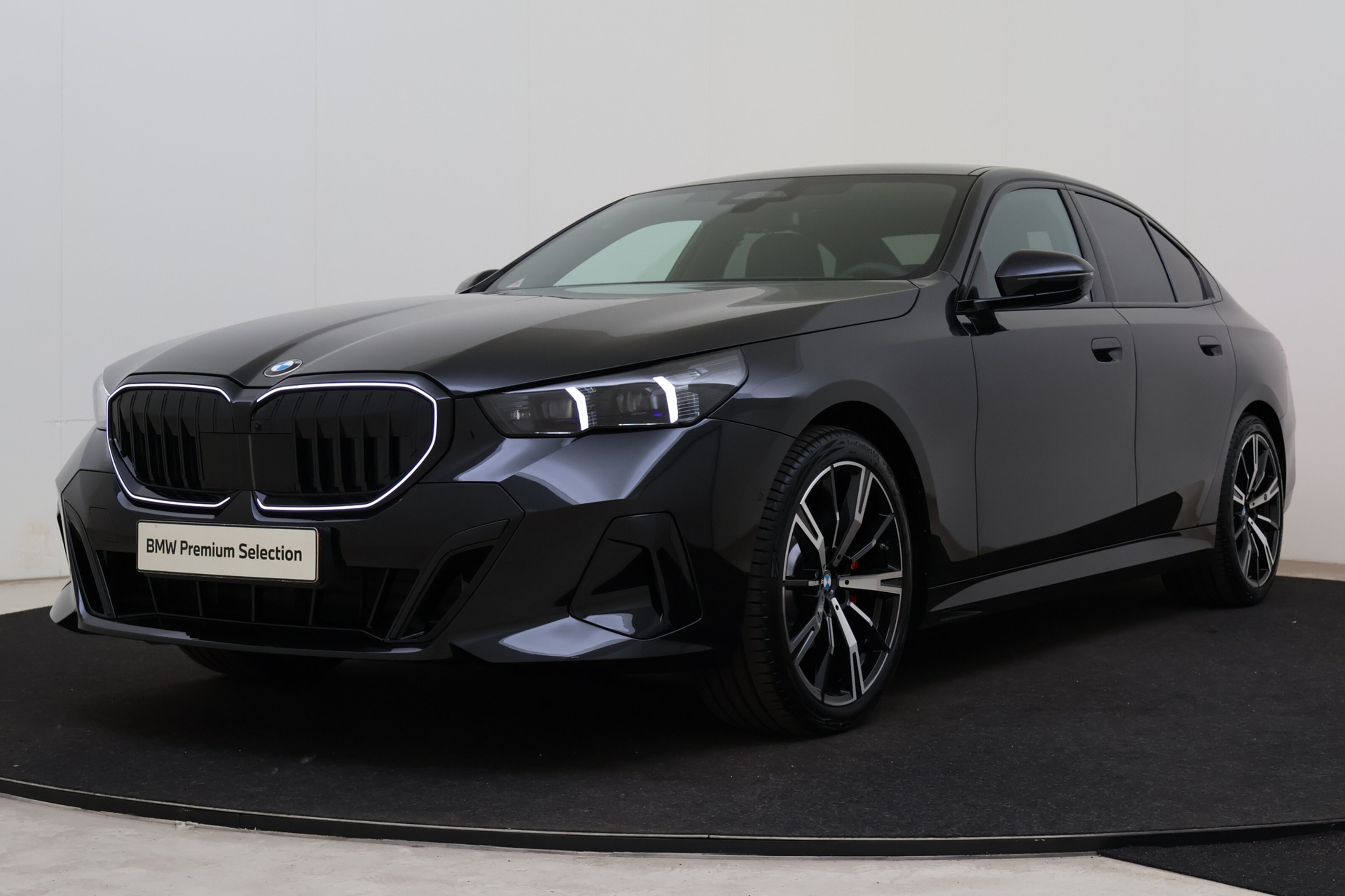 BMW 5 Serie 520i M Sport Automaat