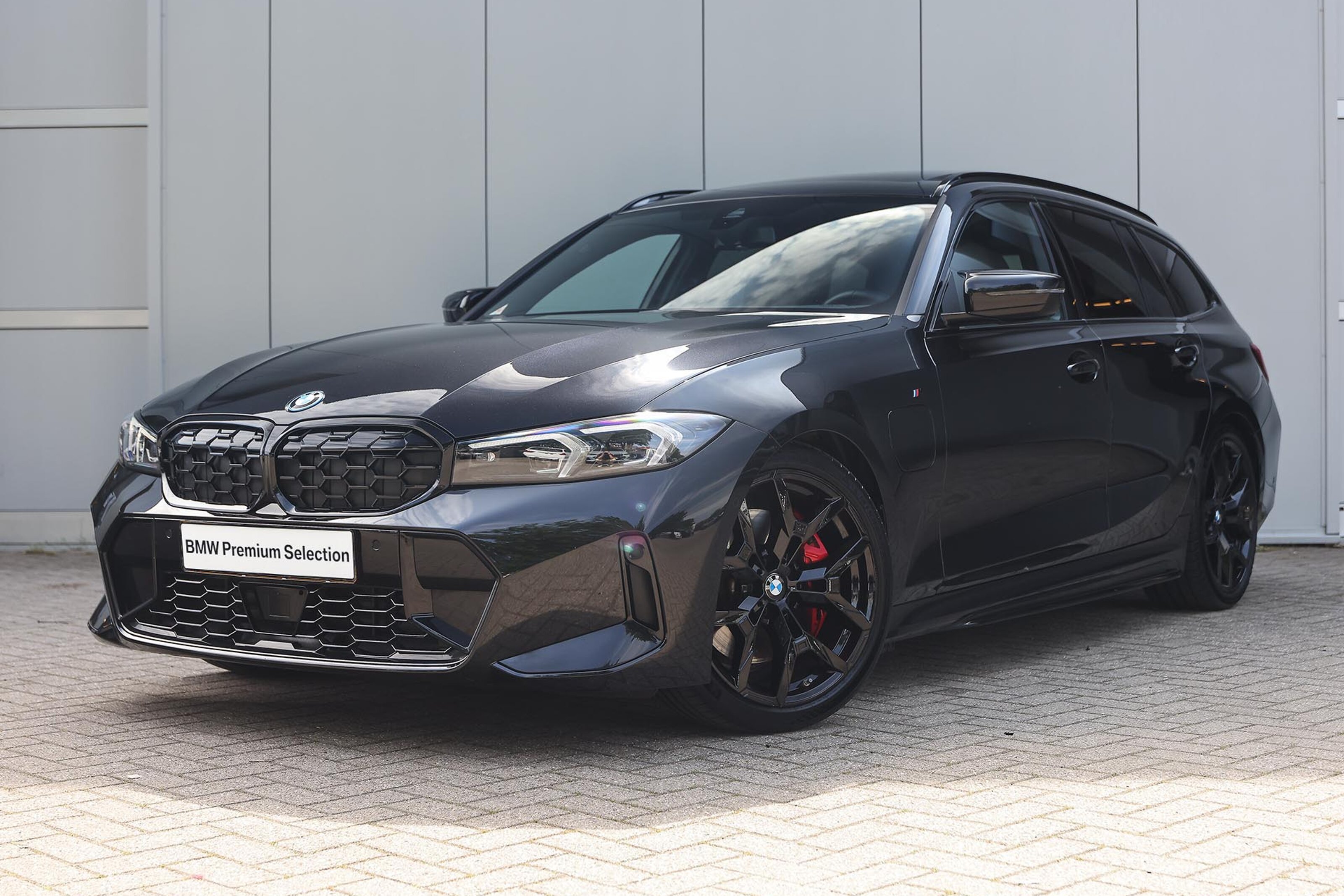 BMW 3 Serie Touring 330e M Sport Automaat