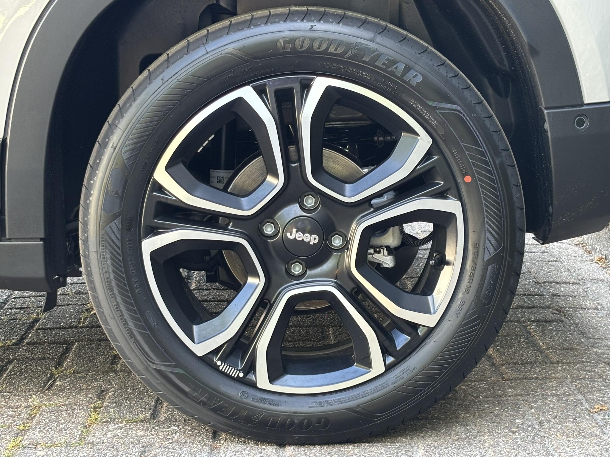 Jeep Avenger Summit 54 kWh - Afbeelding 4