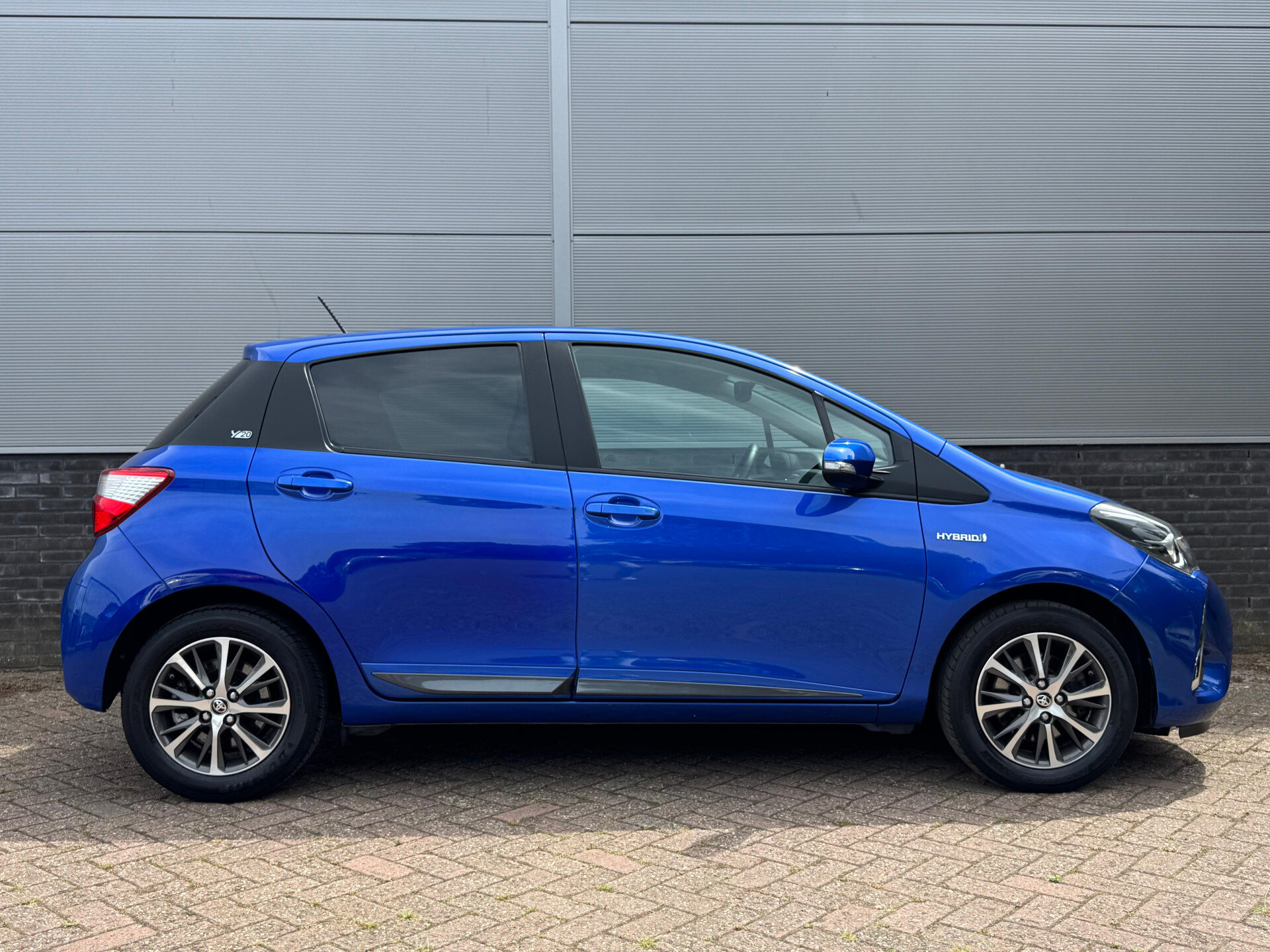 Toyota Yaris 1.5 Hybrid Y20 Exclusive Limited Edition - Afbeelding 2