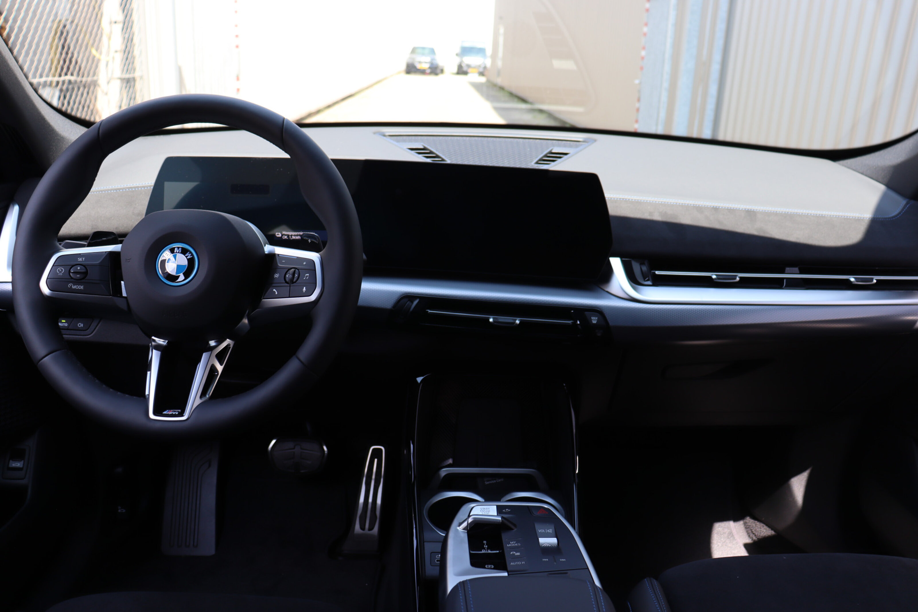 BMW X1 8