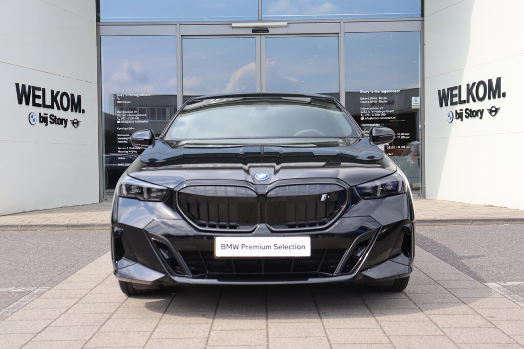 BMW i5 3