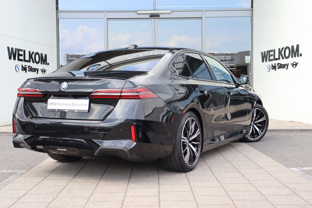 BMW i5 8