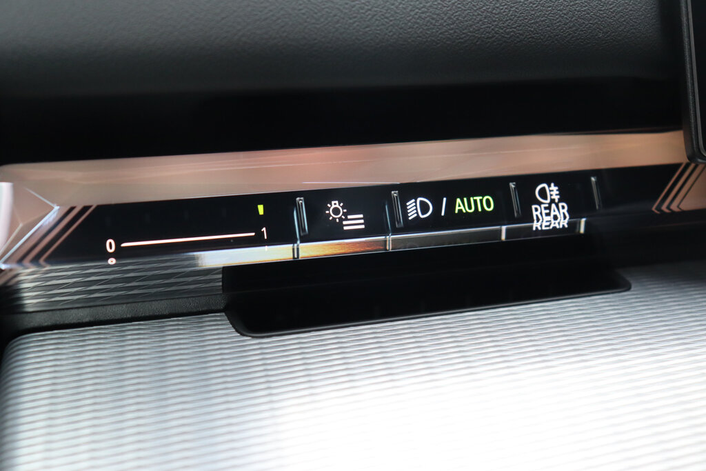 BMW i5 36