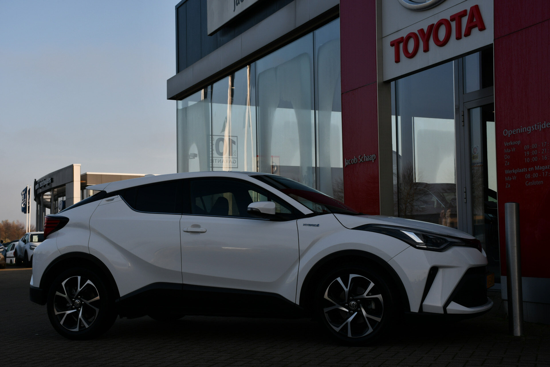 Toyota C-HR 1.8 Hybrid Style Luxury - Afbeelding 3