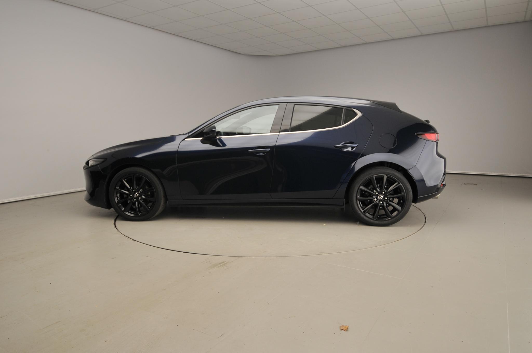 Mazda 3 2.0 e-SkyActiv-X M Hybrid 180 Luxury Aut. - Bild 2