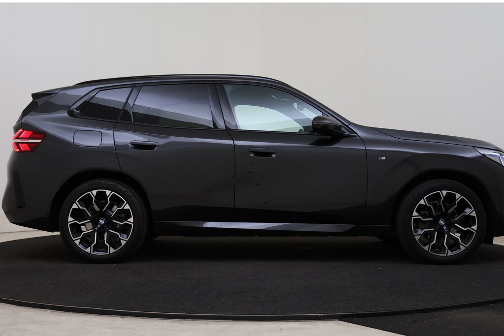 BMW X3 7