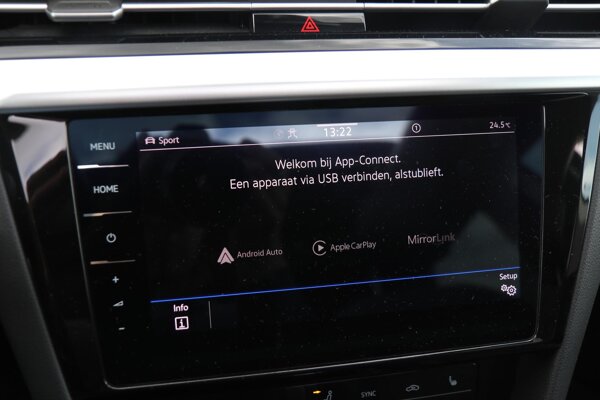 Apple Carplay/Android Auto
