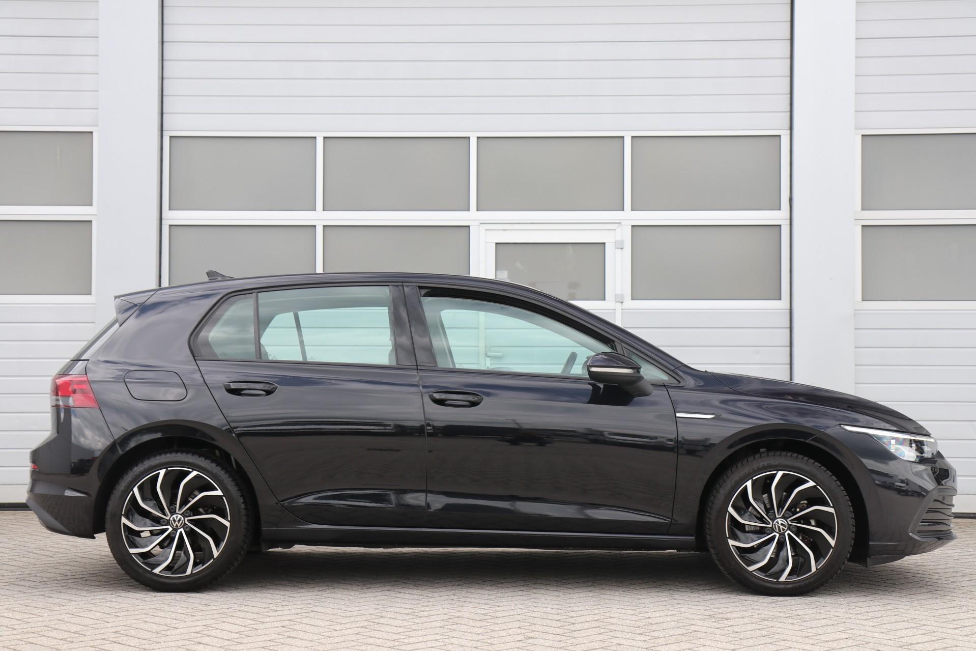 Volkswagen Golf 1.5 TSI 130pk 1st Edition - Afbeelding 3