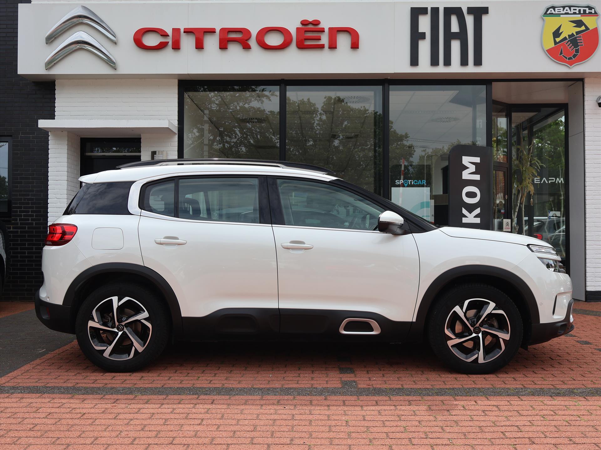 Citroën C5 Aircross PureTech 180PK S&S EAT8 automaat Business, Rijklaarprijs | Trekhaak afn. | Stoelverwarming | Navigatie | Camera - Afbeelding 3