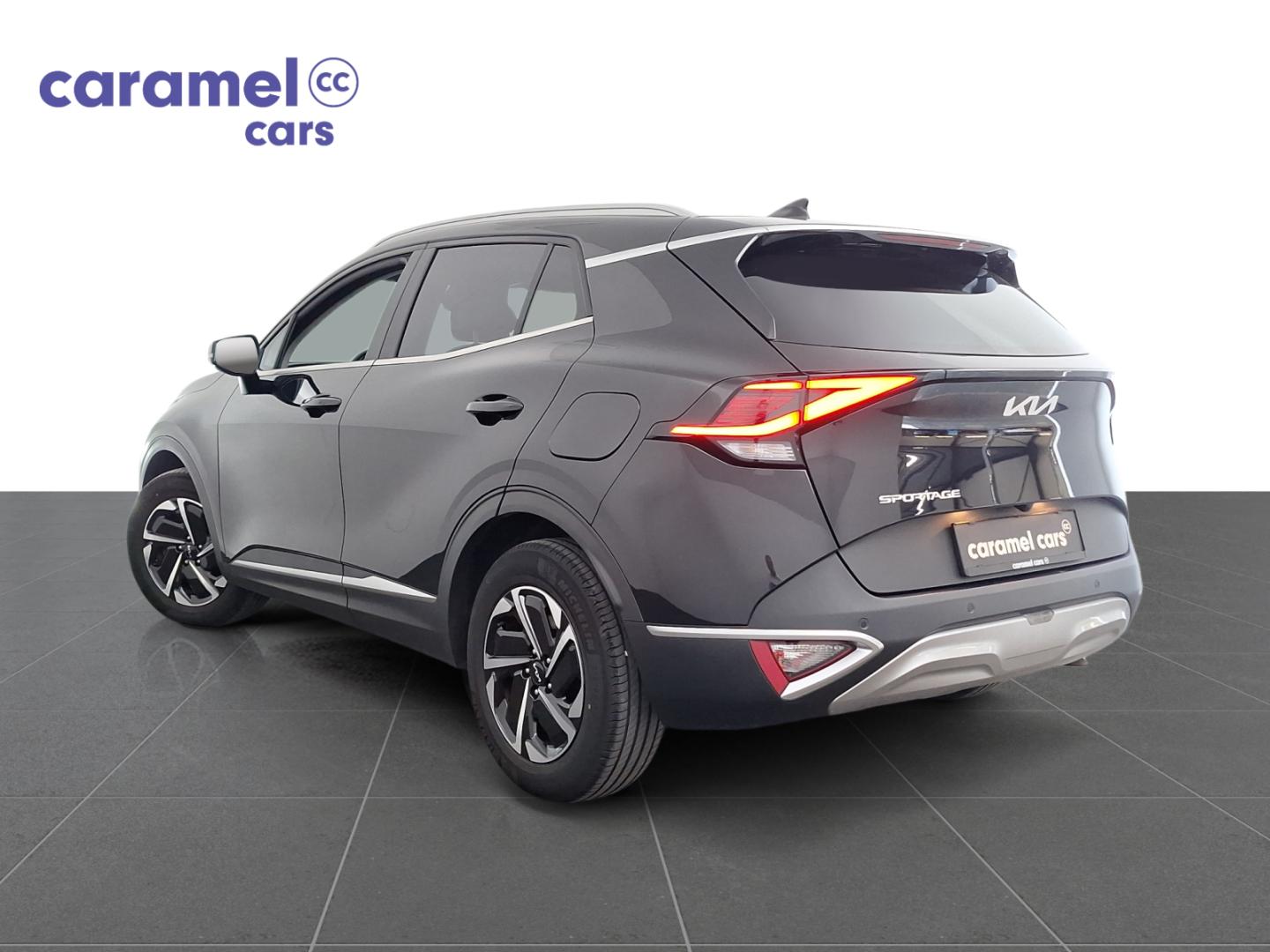 Kia Sportage COMFORT *ZETEL STUURVERWARMING*DAB*CARPLAY*GPS*CAMERA ACHTER*SENSOREN VOOR ACHTER*KLIMAATREGELING* - Afbeelding 4