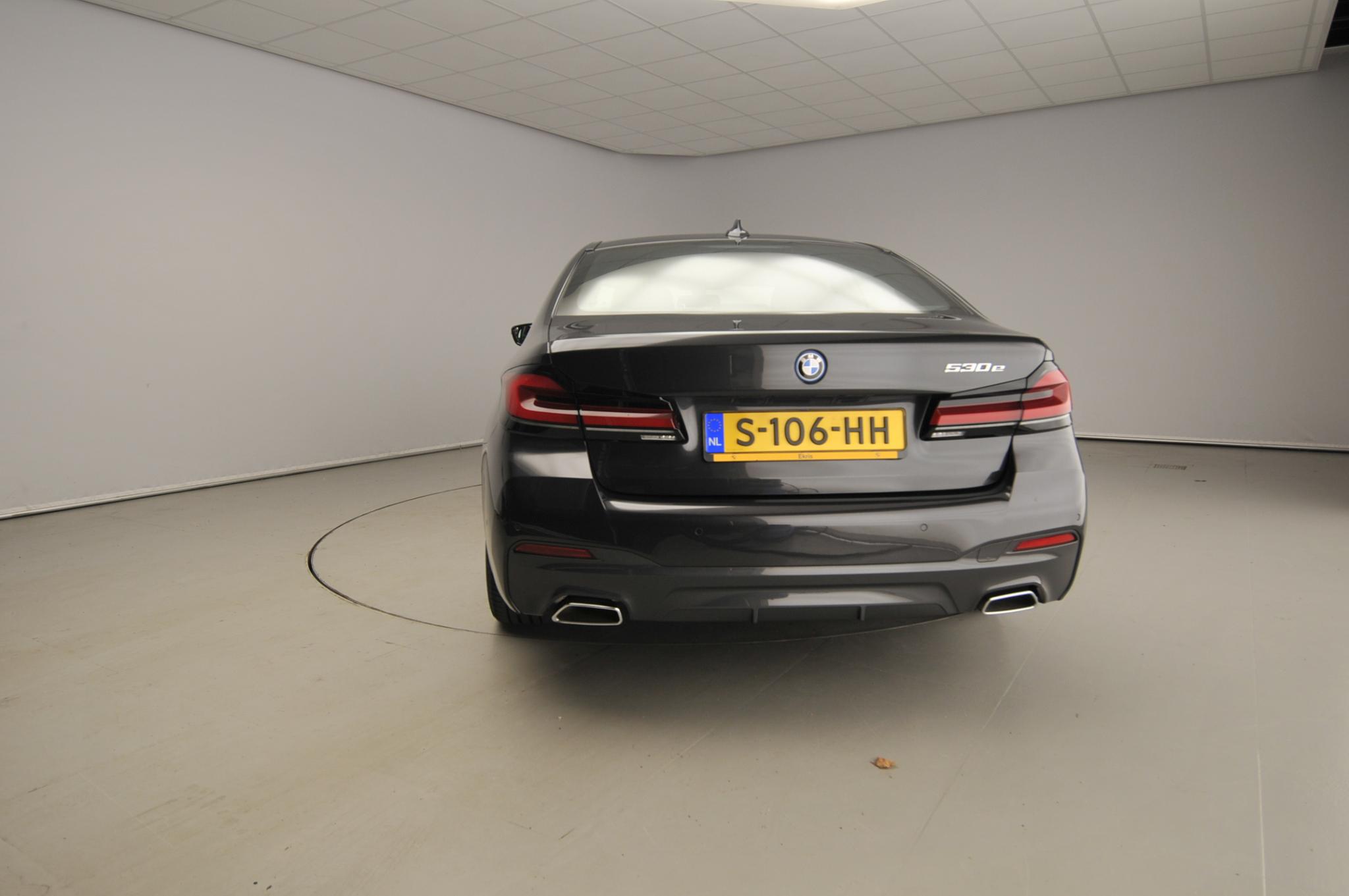 BMW 5 Serie Sedan 530e - Afbeelding 3