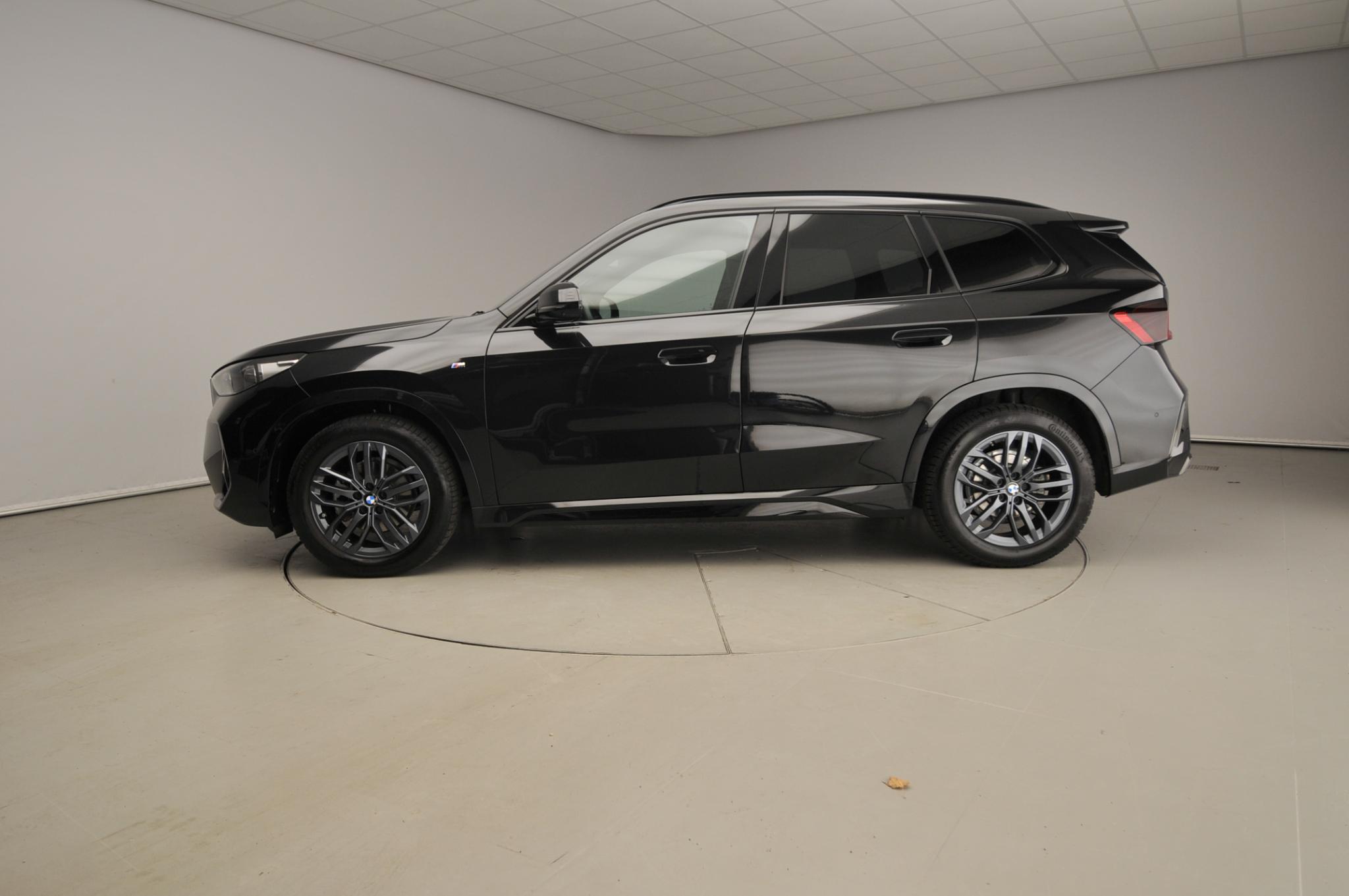 BMW X1 sDrive18i - Afbeelding 2